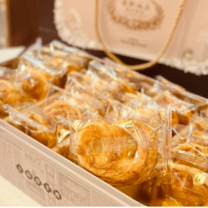 上海国际饭店蝴蝶酥礼盒中华老字号上海特产零食佳节送礼